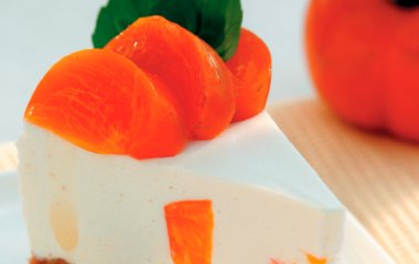 Торт с хурмой