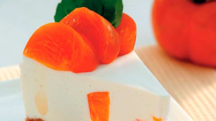 Торт с хурмой