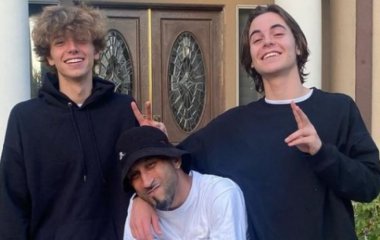 В Сети появились фото взрослых сыновей Бритни Спирс: их опубликовал друг Кевина Федерлайна