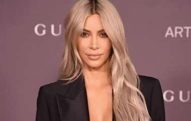 Ким Кардашьян появилась на обложке Тайваньского VOGUE