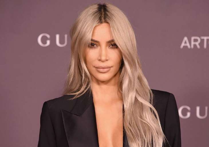 Кім Кардашьян з'явилася на обкладинці Тайванського VOGUE