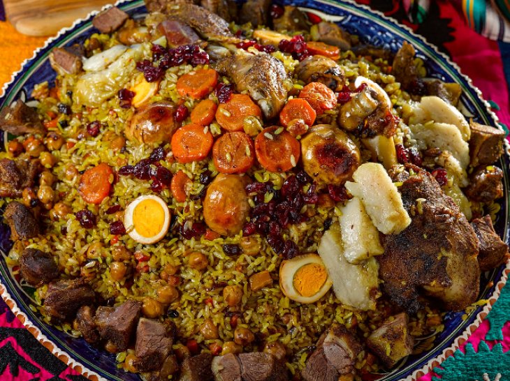 Как сварить вкусный плов в казане? Тонкости приготовления и рецепт вкуснейшего плова с сухофруктами