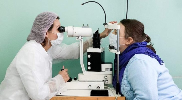 Лікарка розповіла, яких фахівців потрібно відвідувати регулярно