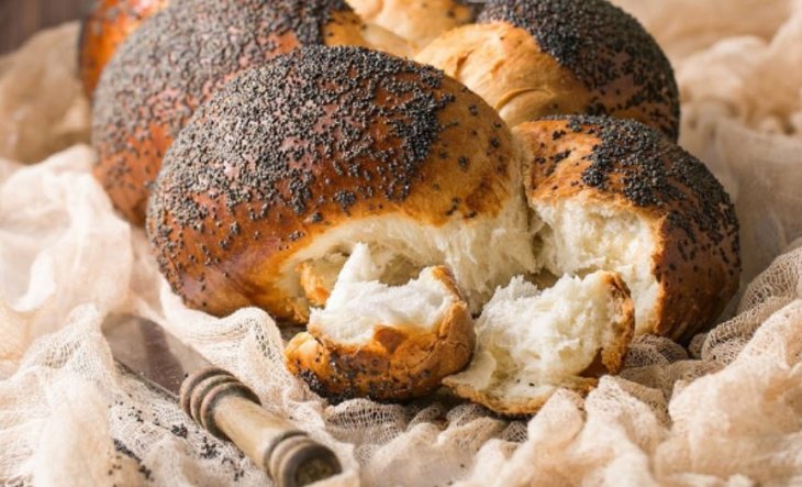 Плетёнка с маком