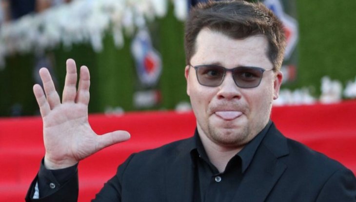 Эксклюзив: Гарик Харламов в эфире Comedy club показал нового парня Бузовой