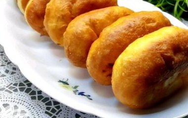 Виходять м'які та ніжні: рецепт тіста для пиріжків на гарячому молоці