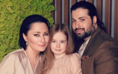 Олена Мозгова показала чоловіка-військового Аксельрода й зворушила його зустріччю з донькою