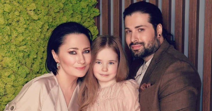 Олена Мозгова показала чоловіка-військового Аксельрода й зворушила його зустріччю з донькою