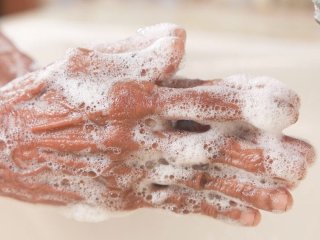 Німців дивують ці 4 гігієнічні звички українців: що для нас норма, а для них — ні