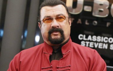 Стивен Сигал купил дом на Рублевке за 100 миллионов рублей