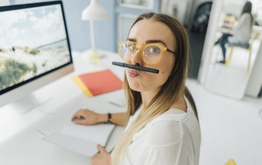 5 правил офисного этикета, которые сделают вас любимицей у начальства и коллег