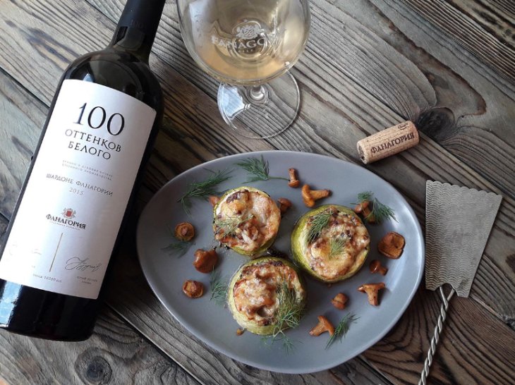 Как приготовить жульен с курицей и грибами?