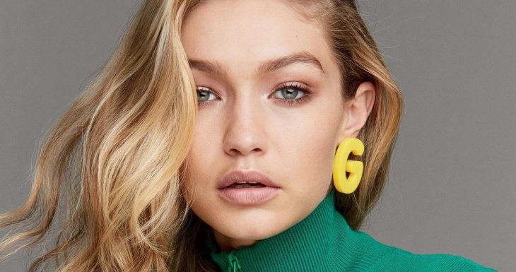 Кайя Гербер и Джиджи Хадид на показе Chanel