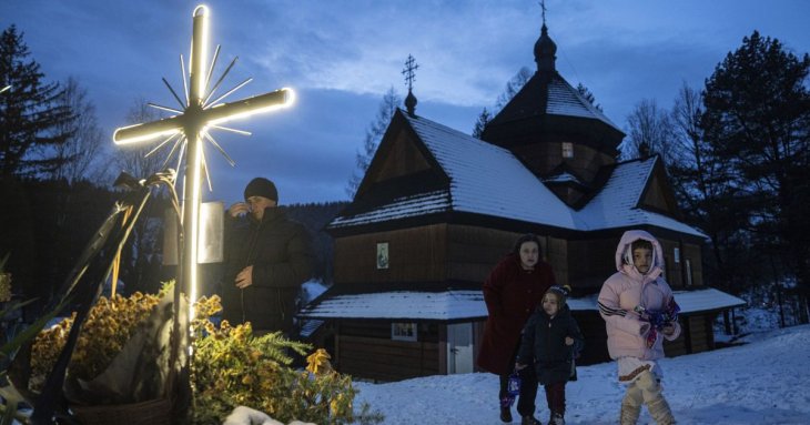 Яка правильна дата святкування Різдва — 25 грудня чи 7 січня: священник пояснив