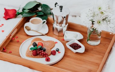 Справится каждый: простой рецепт романтического завтрака