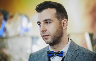 Иван Ургант пошутил над женой Константина Эрнста