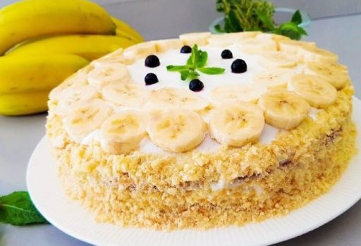 Банановый торт-мусс