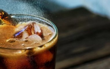 Продукти та лисина: названа їжа, через яку може сильно випадати волосся