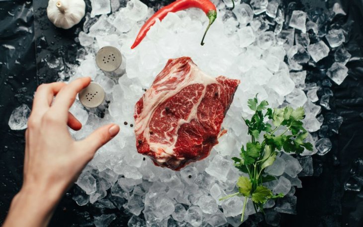 Вчені дізналися, які продукти знижують ризик деменції на 20%: обов'язково додайте до раціону