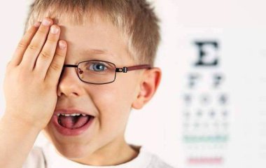 Ученые рассказали, могут ли проблемы со зрением передаться по наследству