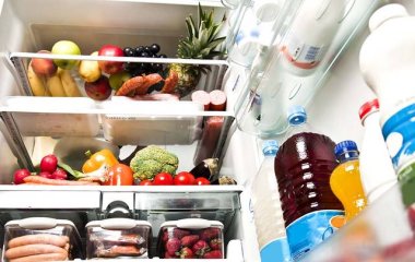 Нервы — в коробочку: врач рассказал, какие продукты снимают стресс