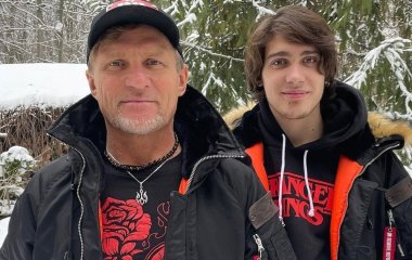 21-річний син Олега Скрипки підписав контракт із ЗСУ: що відомо про мобілізацію Романа