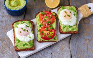 Как сделать пасту из авокадо для бутербродов: рецепт вкусного завтрака