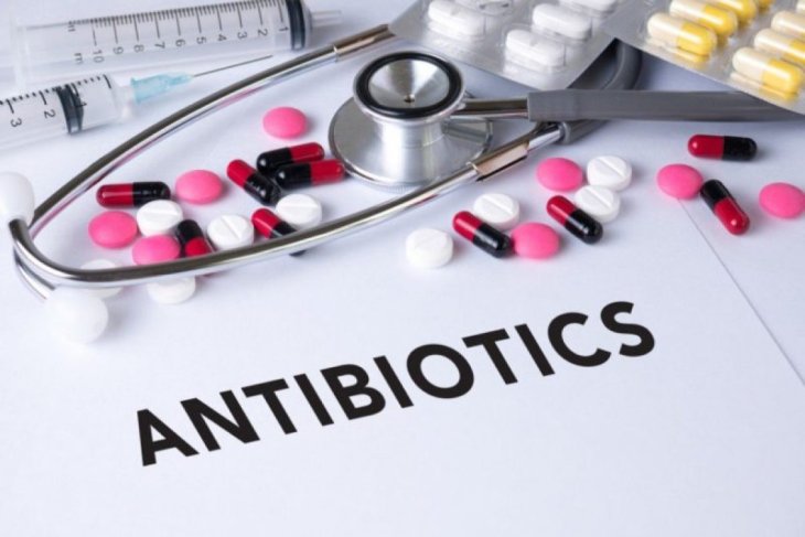 Медики розвінчали популярні міфи про антибіотики
