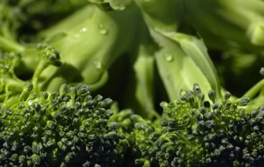Медики назвали продукти, які допоможуть від гіпертонії у спеку