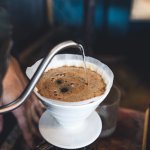 Врачи рассказали, почему кофе нужно запивать водой