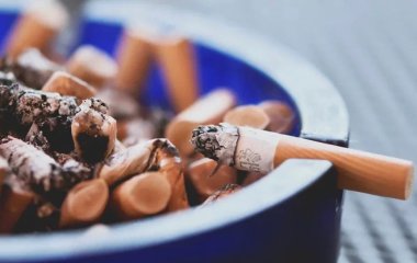 Названа користь від зображень, що лякають, на пачках сигарет
