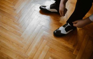 Медики рассказали, о причинах потливости ног