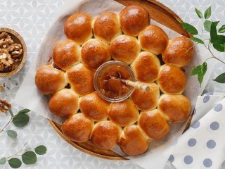 Яблочные булочки-улитки с корицей и орехами: простой рецепт вкусной выпечки