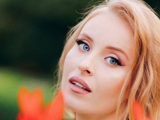 Анна Сагайдачна похизувалась відпочинком в Карпатах одразу з трьома дітьми