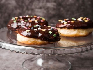 Вкусные и нежные пончики: рецепт десерта для любителей сладкого