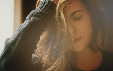 Зафарбовуємо сивину без фарби в домашніх умовах: все, що вам потрібно, це одна популярна спеція