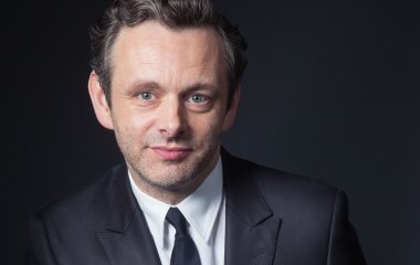 Майкл Шин привлек внимание мужчин к проблеме менструации
