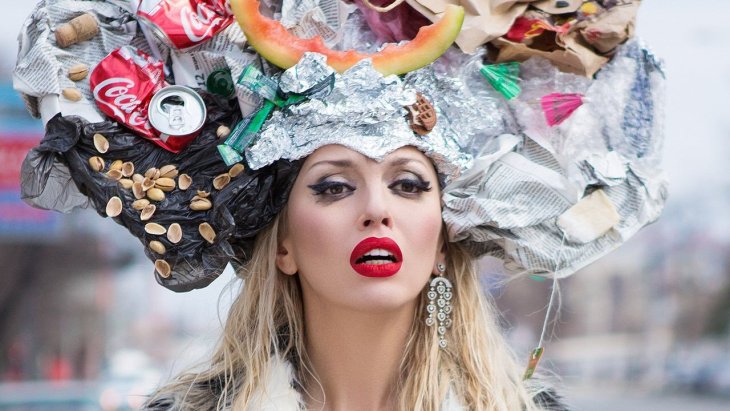 Дочь Ольги Поляковой позировала в стильном наряде