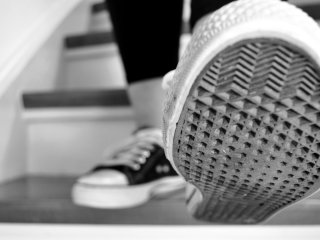 Як відремонтувати тріснуту підошву взуття: лайфхак із содою