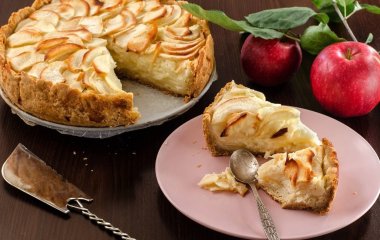 Все потребуют добавку: рецепт яблочного пирога в духовке