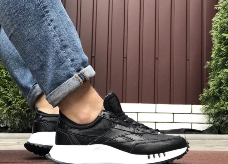 Чим відмити білу підошву на взутті підручними засобами: 3 ефективні способи