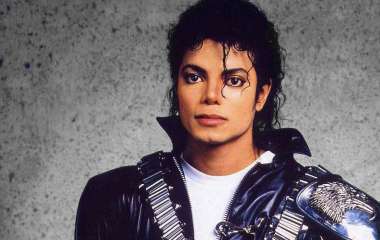 После выхода скандального фильма о Майкле Джексоне его статую в Лондоне убрали