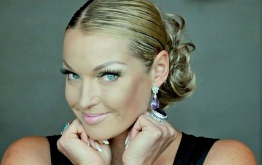 Стыд и срам: Анастасия Волочкова снова позировала голой в купели