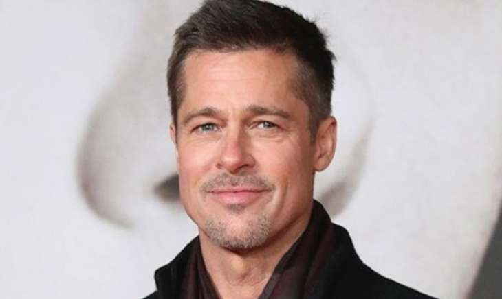 Брэд Питт исцеляет сердце после развода