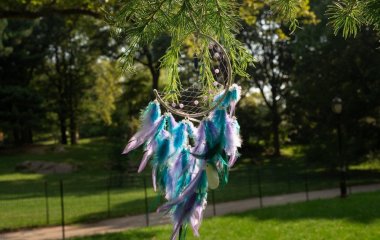 Які обереги обов’язково мають бути біля входу в дім, щоб зберегти в ньому щастя й достаток