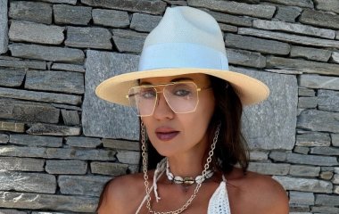 Анна Саліванчук провчила шахрая в Греції: перелізла через паркан і знайшла власницю вілли