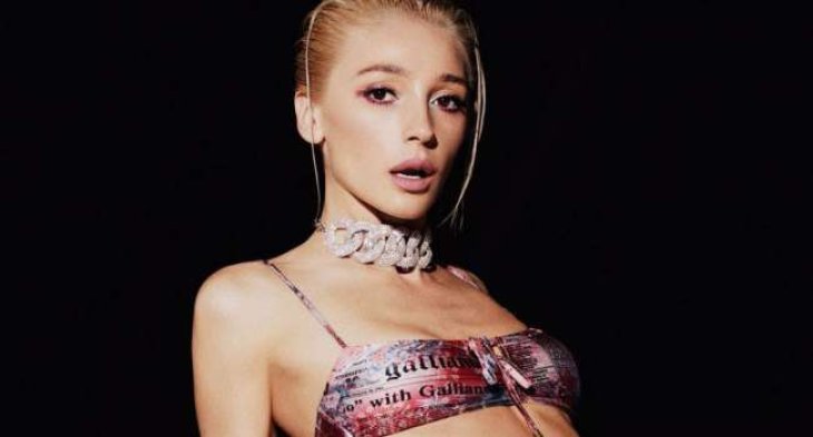 Департамент транспорта Москвы публично обратился к злостной нарушительнице Насте Ивлеевой