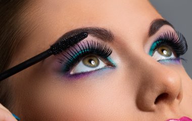 Модный макияж для глаз сезона лето 2019