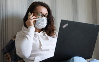 Офтальмолог назвала способи вберегти очі під час роботи за комп'ютером