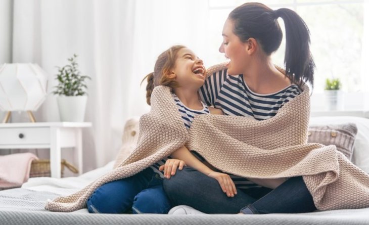 Почему маме нельзя дружить с дочкой: мнение психолога, которое вас удивит